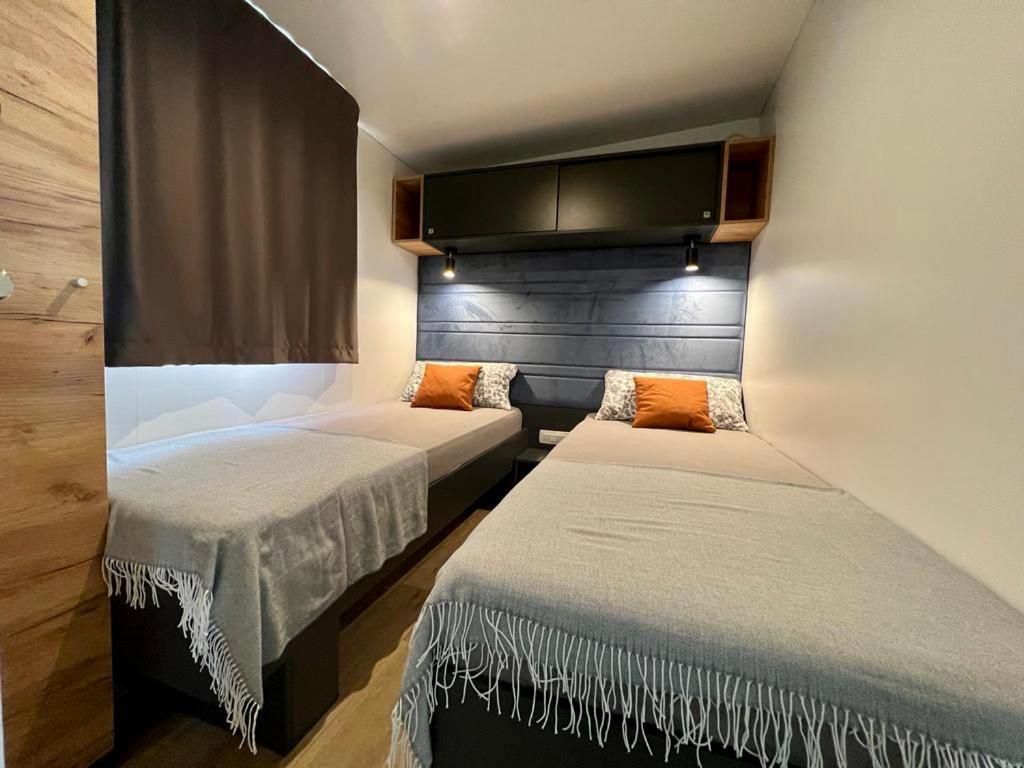 Villa Family Grand De Luxe Mobilhome Selce Ngoại thất bức ảnh