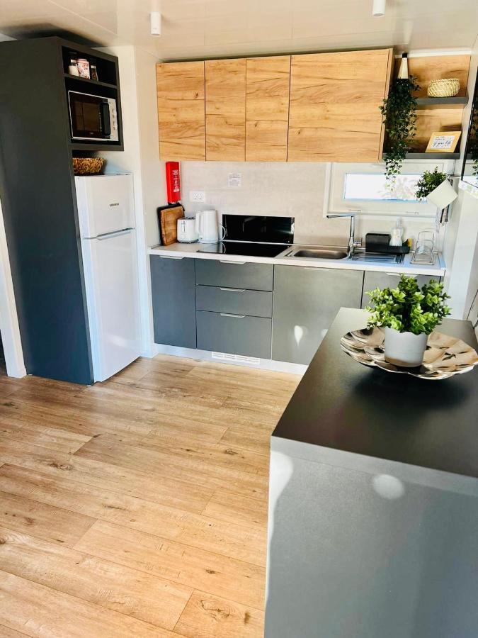 Villa Family Grand De Luxe Mobilhome Selce Ngoại thất bức ảnh