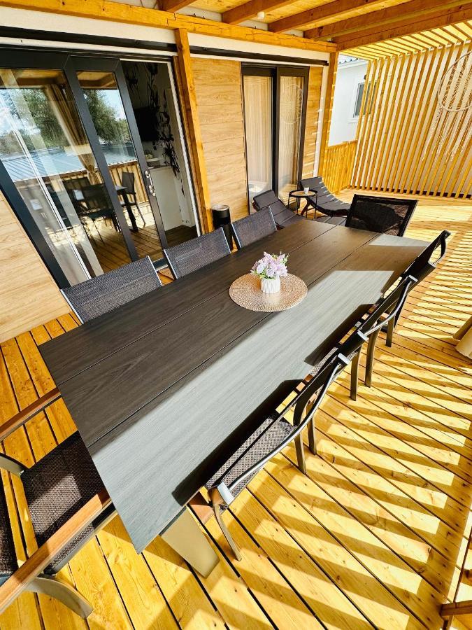 Villa Family Grand De Luxe Mobilhome Selce Ngoại thất bức ảnh
